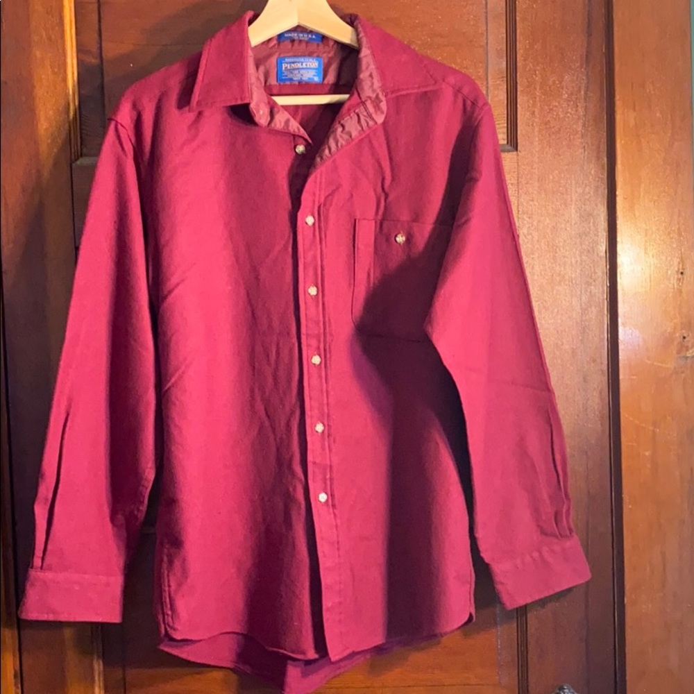 Vintage Pendleton shirt w/ leather elbow patches.